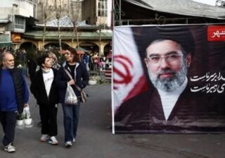 إيران تطمئن بشأن صحة المرشد.. وتحذر واشنطن من اختبار قدراتها الدفاعية