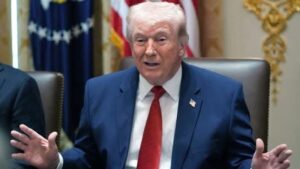 ترامب: ضرباتنا دمّرت قدرات إيران.. وطهران تسعى لاتفاق