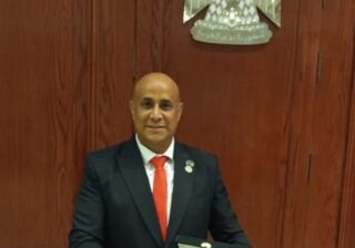 خبرة في الأحذية وتوسع في الموضة… قراءة في تجربة أحمد سعد الصناعية