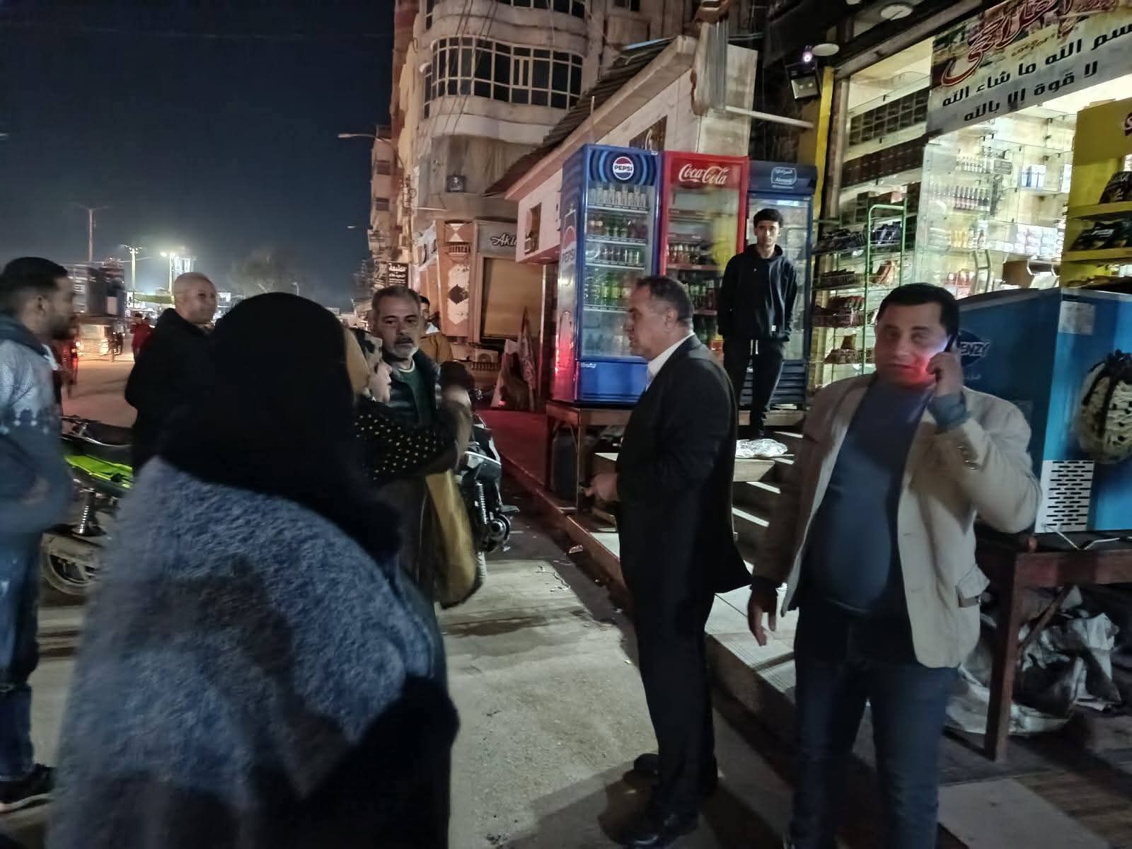 تنفيذًاً قرار رئيس مجلس الوزراء بشأن مواعيد غلق المحال العامة بمدينة شربين لليوم الثاني 