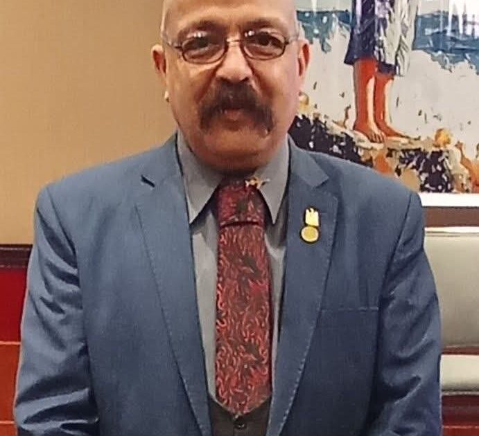 طهروانية خداع وملائكية شيطانية بين مريد ودرويش