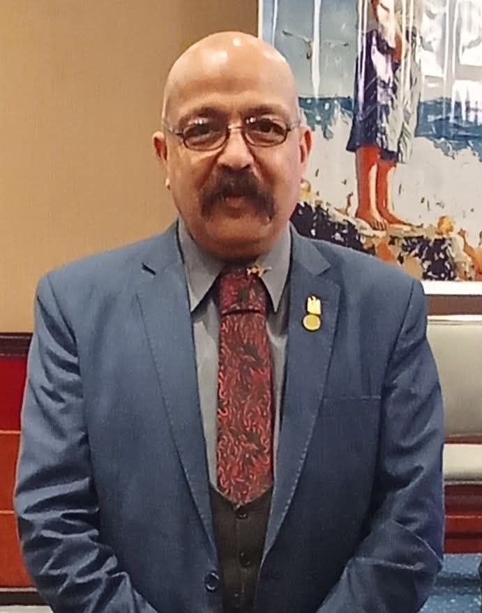 طهروانية خداع وملائكية شيطانية بين مريد ودرويش