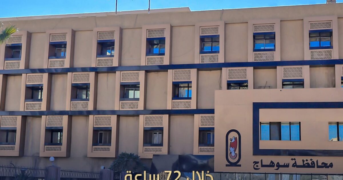 انضباط مروري ورقابة صارمة تفرض سيادة القانون بشوارع سوهاج ليلا