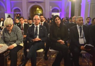 وزير الاستثمار والتجارة الخارجية يشارك في مؤتمر برنامج مسرعة تمويل المناخ CFA بالسفارة البريطانية 