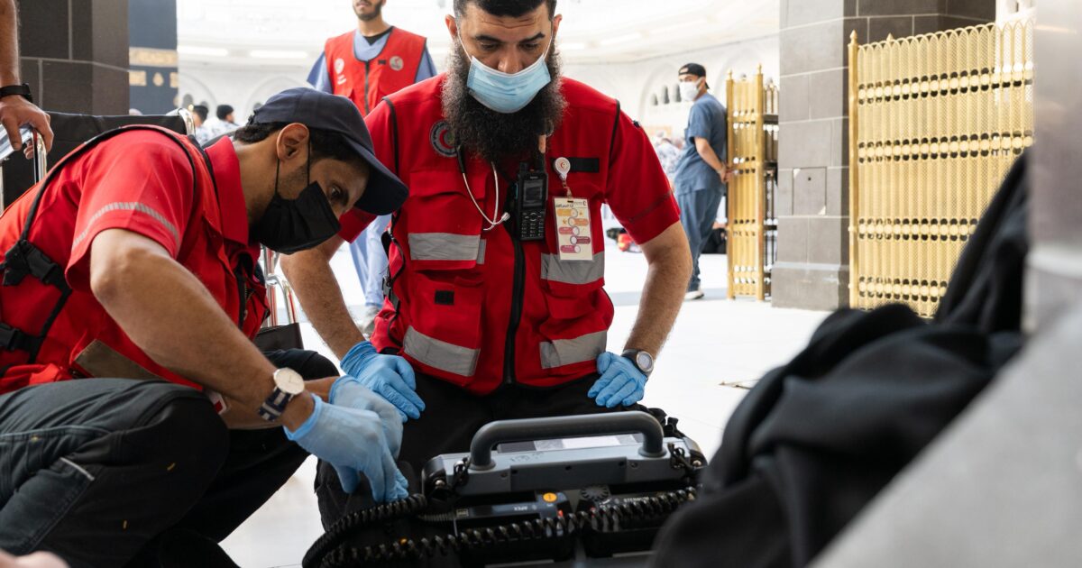 الهلال الأحمر السعودي بمنطقة مكة المكرمة يباشر أكثر من 15 ألف بلاغ إسعافي خلال العشر الأوائل من رمضان