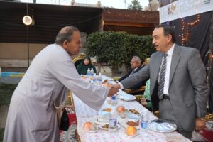 راشد يرسخ قيم التلاحم الانساني مع فرسان الارادة بميدان الثقافة