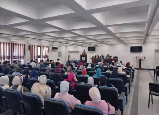 كلية التربية بجامعة دمنهور تعقد ندوة توعوية موسعة حول "آليات ترشيد استهلاك الطاقة" دعمًا للتوجهات القومية في الاستدامة
