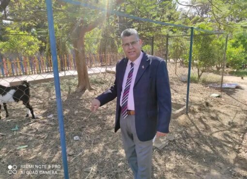 إتباع خطوات الشيطان والسير وراء طريقه