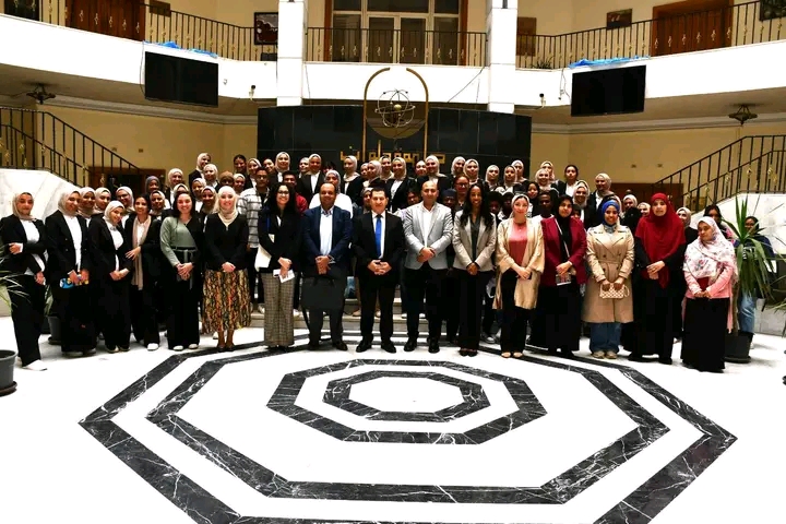 جامعةالعاصمة تستضيف ندوة تعريفية حول البرامج المقدمة من