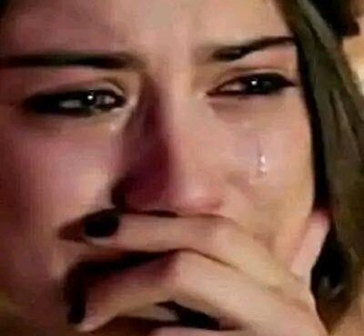 ابكي وإنساني