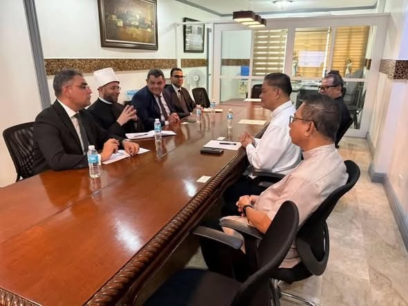 في لقاء مفعم بمشاعر