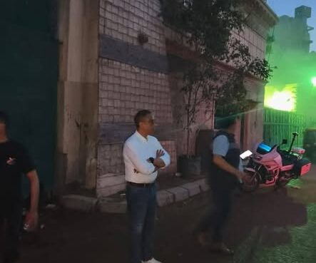 قام الدكتور أحمد