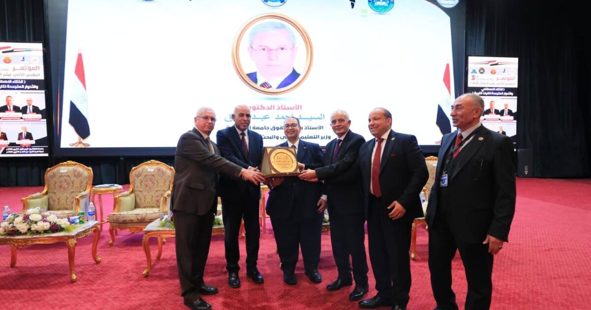 الدكتور رضا حجازي