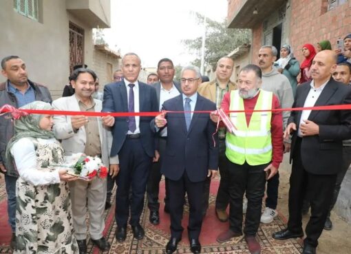 محافظ بني سويف يفتتح مشروع إعادة إعمار وتأهيل 53 منزلاً بقرى الواسطى 