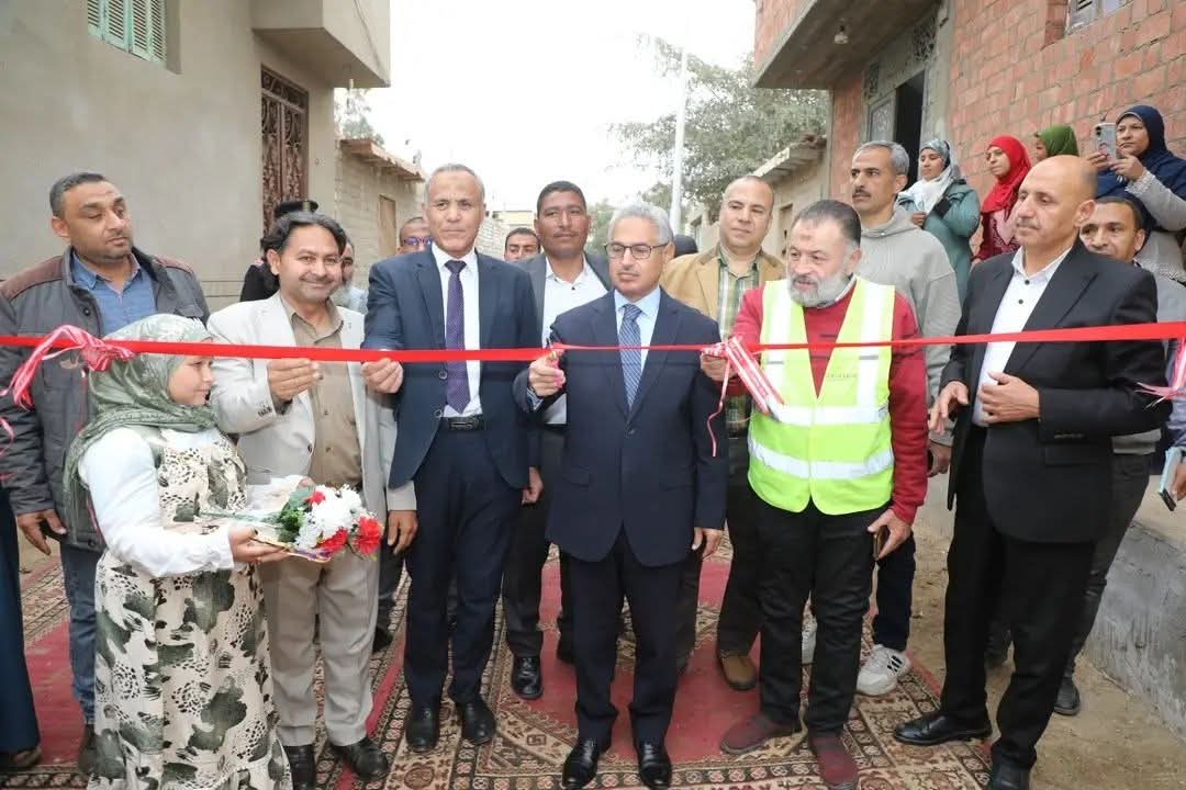 محافظ بني سويف يفتتح مشروع إعادة إعمار وتأهيل 53 منزلاً بقرى الواسطى 