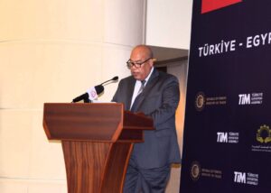 أيمن العشري: القيادة السياسية المصرية داعمة بقوة لمزيد من تنمية العلاقات الاقتصادية المصرية التركية