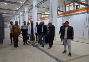 السويس تطور مجزرها الآلي: محافظ السويس يشدد على الالتزام بالمواعيد"