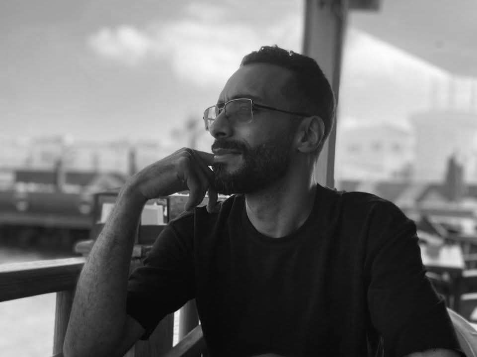 الكاتب جمال مختار: مافيا الشهادات الوهمية.. حين تُباع "الأوهام" في قوالب أكاديمية!