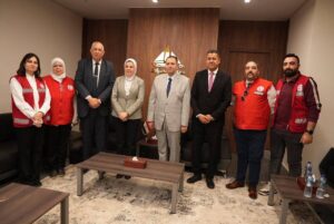 الهلال الأحمر المصري يُطلق قوافل طبية شاملة لتقديم الرعاية الصحية للأهالي بـ 5 محافظات