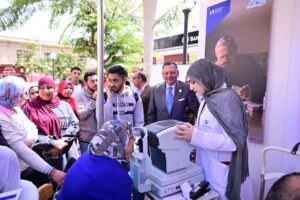 جامعة القاهرة تنظم قافلة متخصصة في طب وجراحة العيون مجانا لجميع منتسبيها