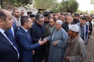حزن يخيّم على تلا.. محافظ المنوفية يودّع ضحايا حادث السادات
