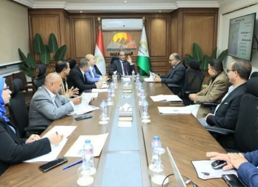 محافظ الجيزة يتابع معدلات تنفيذ الخطة الاستثمارية وملفات التصالح بمركز أطفيح