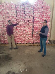 ضبط ٥٦ مخالفة للمخابز البلدية ومستودعات توزيع اسطوانات البوتاجاز بمنشأة القناطر