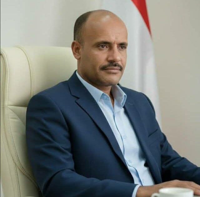 حين يتكلّم القلم… ويشهد الموقف