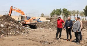 جولة مفاجئة بالشهداء.. متابعة ميدانية لضبط الخدمات ورفع كفاءة النظافة