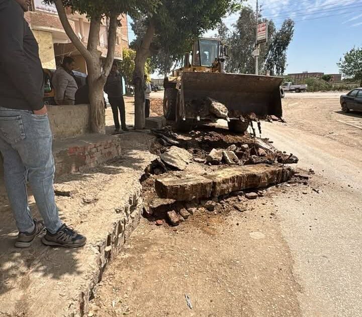 محافظ الجيزة يعلن بدء رصف وتطوير طريق أم دينار بمنشأة القناطر استجابةً لأهالي منشأة القناطر