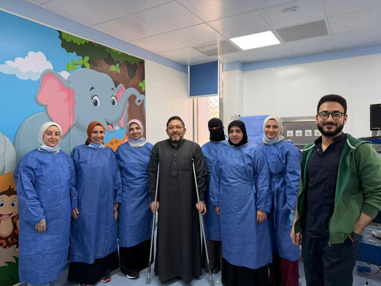 بدون جراحة.. أطباء المنصورة ينقذون طفل 10 سنوات من جسم غريب بالشعب الهوائية