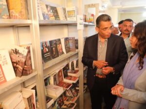 محافظ البحر الأحمر: معرض شلاتين للكتاب يُجسّد توجيهات القيادة السياسية بتحقيق التنمية الشاملة