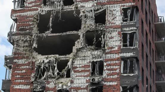 ليلة نار في أوكرانيا.. غارات روسية تُخلّف قتلى ودمارًا