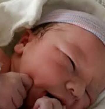 بين التعب والثقة… لحظات كادت تفقد فيها أم رضيعتها داخل مستشفى جامعي