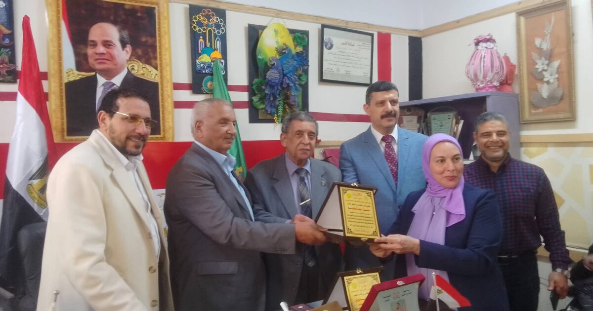 القافله التعليمية لطلاب الشهادة الثانوية بمدرسة الشهيد أحمد رضا حشيش الثانوية بشربين