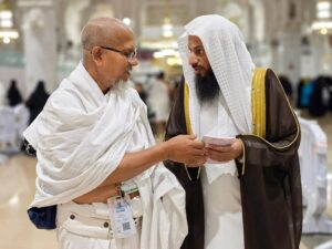 رئاسة الشؤون الدينية تستقبل طلائع الحجاج في رحاب الحرمين الشريفين