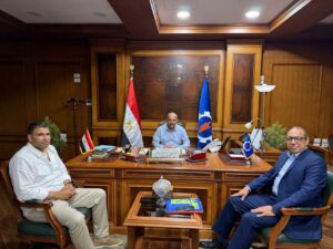 محافظ السويس يستقبل مدير فرع المجلس القومي لحقوق الإنسان  