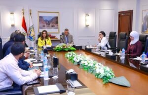 . منال عوض ومحافظ جنوب سيناء يستعرضان الموقف التنفيذي لمشروع شرم الشيخ مدينة خضراء "جرين شرم"