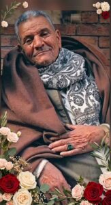 ‏سيدُ المَجالِسِ طَوْدُ المَكارِم
