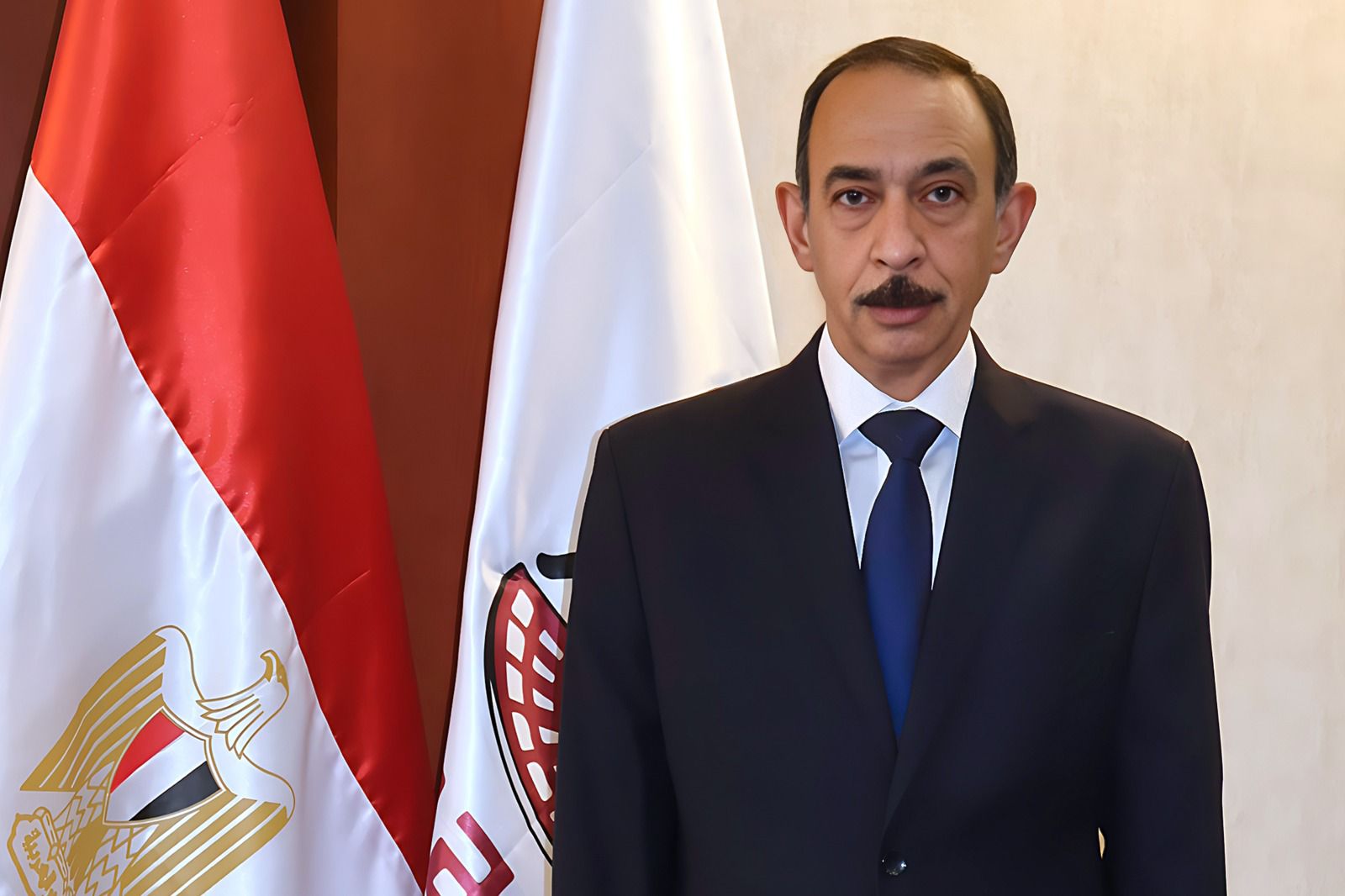 محافظ سوهاج يقرر تطبيق نظام العمل عن بُعد أيام الأحد خلال شهر أبريل