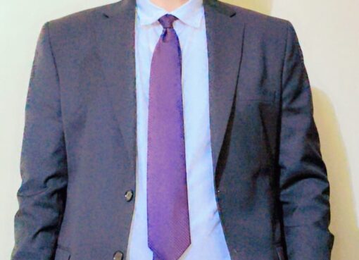 إمبراطورية على حافة الهاوية