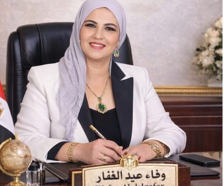 رؤية صحفية بين المحلية والعالمية وإدارة تصنع الفرق  