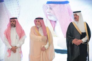 القنفذة معزوفةُ التاريخِ حين تُضيءُها فوانيسُ الإبداع.. 