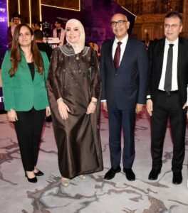 بحضور القنصل العام لجمهورية مصر ورئيس أتحاد المصريين بالمملكة ورئيس النادي الأهلي تخريج طلاب وطالبات مدارس ناسا العالمية بجدة 