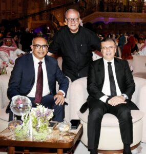 بحضور القنصل العام لجمهورية مصر ورئيس أتحاد المصريين بالمملكة ورئيس النادي الأهلي تخريج طلاب وطالبات مدارس ناسا العالمية بجدة 