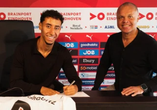 صفقة تاريخية زئير آيندهوفن