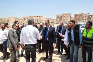جولة تفقدية مكثفة لنائب وزير الصحة بعدد من المنشآت الصحية بمحافظة الفيوم لمتابعة انتظام العمل 