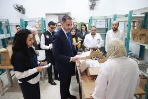 جولة تفقدية مكثفة لنائب وزير الصحة بعدد من المنشآت الصحية بمحافظة الفيوم لمتابعة انتظام العمل 