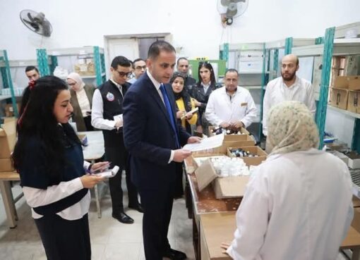 جولة تفقدية مكثفة لنائب وزير الصحة بعدد من المنشآت الصحية بمحافظة الفيوم لمتابعة انتظام العمل 