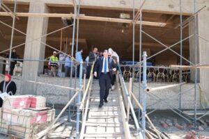 جولة تفقدية مكثفة لنائب وزير الصحة بعدد من المنشآت الصحية بمحافظة الفيوم لمتابعة انتظام العمل 